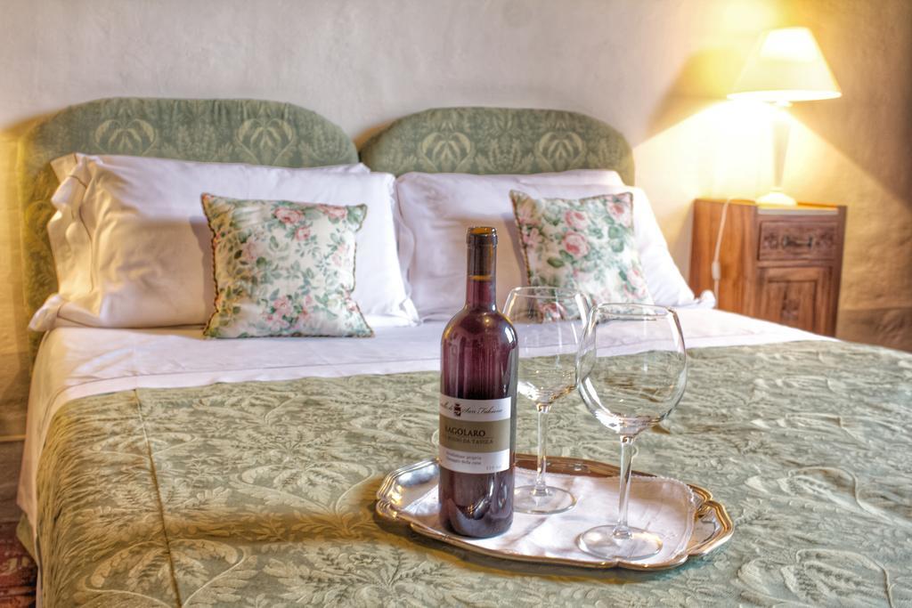 Castello Di San Fabiano Guest House Monteroni d'Arbia Exterior photo